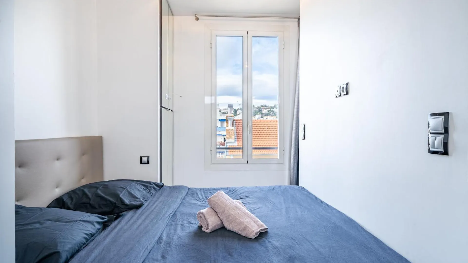 Top Floor Terrace - Dernier Etage Terrasse Cosy Nice Apartment